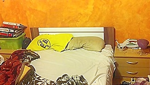 German amateur babe banged at home