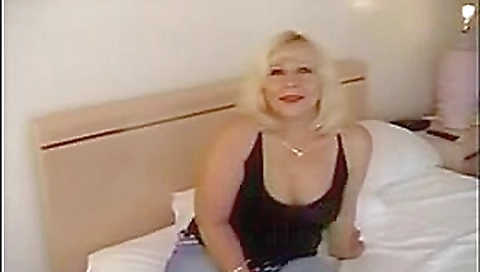 Curvy aged wife's motel date with blacks